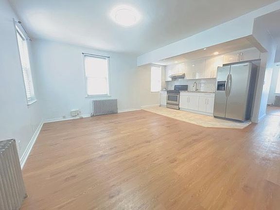 2nd image of 86 Chandler Ave Floor 1