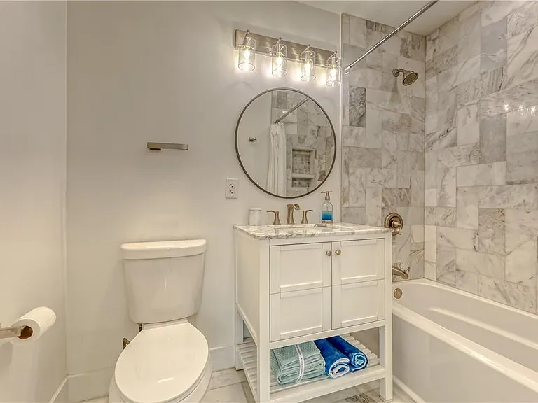 2717 Yacht Club Blvd #6E — Photo 29