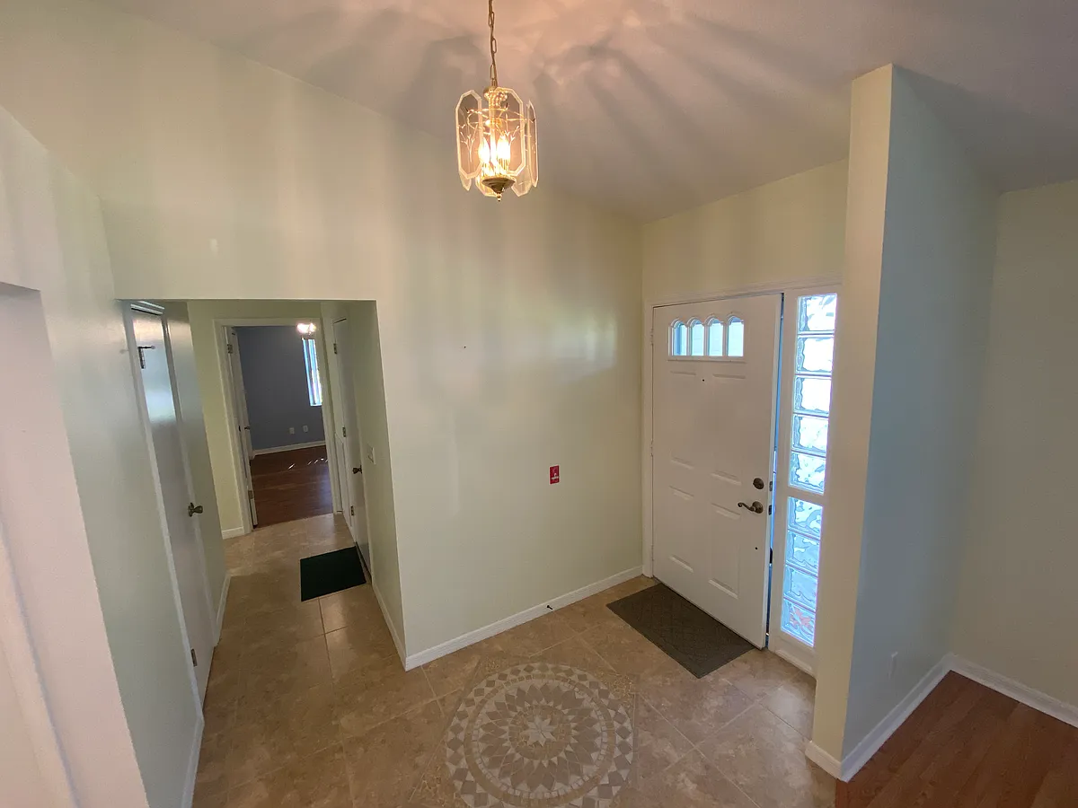 Building Photo - 26840 Racquet Cir