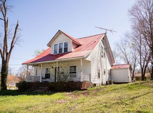 903 Vine St, Alton, MO 65791