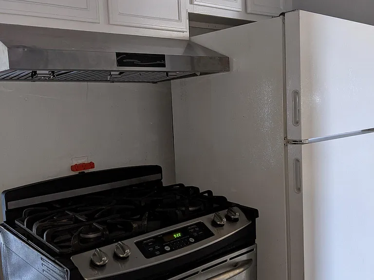 4525 Cypress Ave — Photo 9