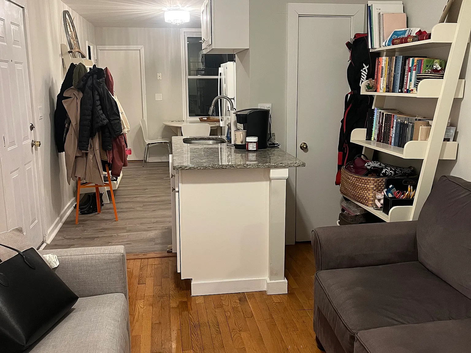2 bed, 750 sqft, $4,000 — Photo 2