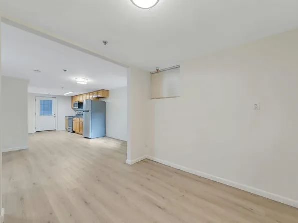 722 27th Street image 1 of 25