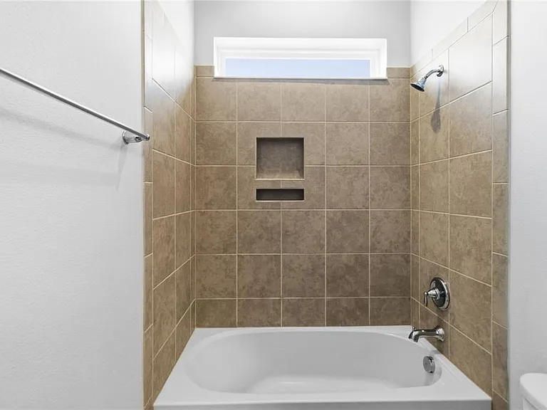 13026 Stoddart Ave — Photo 33