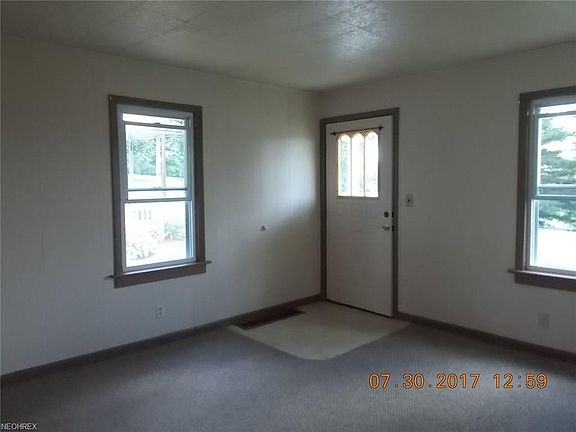 3rd image of 750 Palmer St
