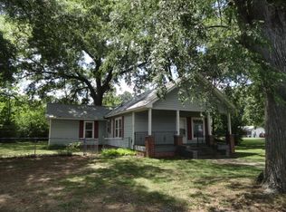 106 S Railroad St, Adairsville, GA 30103