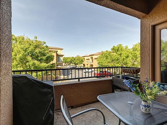 3rd image of 1900 Danbrook Dr Unit 826