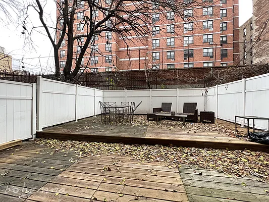 Rented by Bohemia Realty Group | media 7