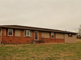 2331 Clark Store Rd, CERULEAN, KY 42215