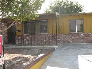 2nd image of 2904 Plumleigh Ave