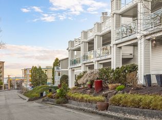 11639 91st Ln NE APT 5, Kirkland, WA 98034