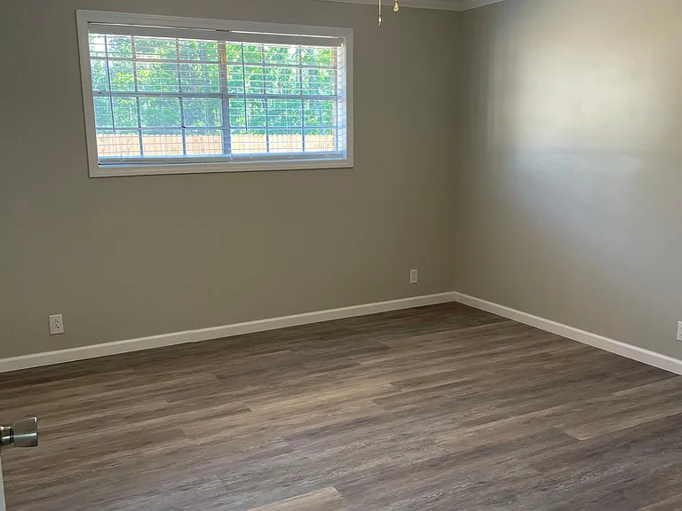 1700 Hollis Rd — Photo 22