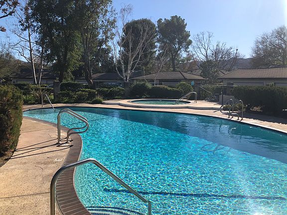 5th image of 1113 Canterford Cir