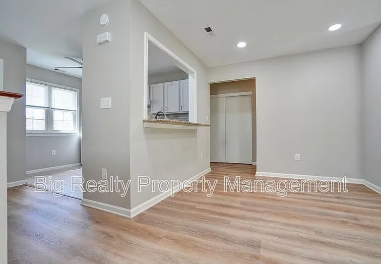 1732 Rosewood Ct — Photo 9