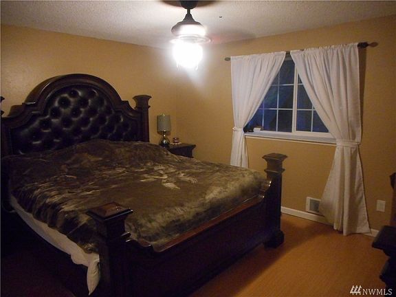 5th image of 5219 105th St NE