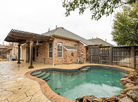 5th image of 15731 Brookwood Dr