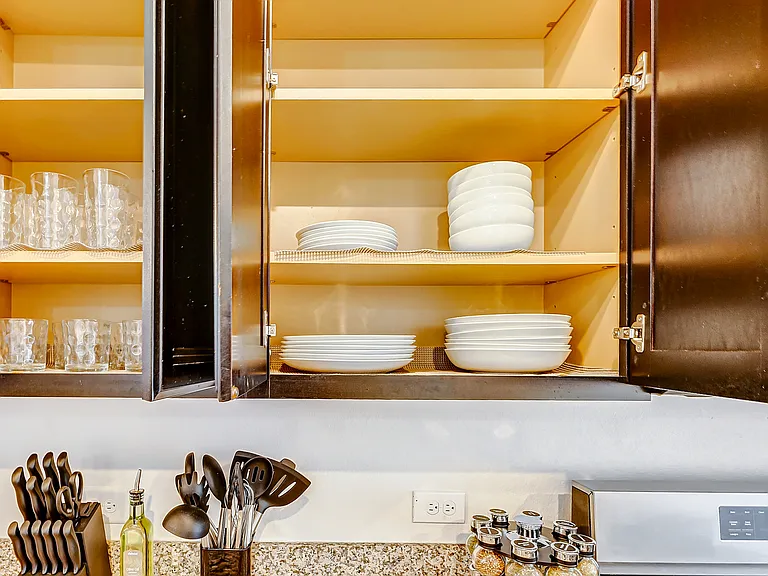Utensils/Cookware/Pots Pans are all included.
