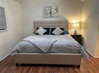 36 S High Oaks Cir, The Woodlands, TX 77380