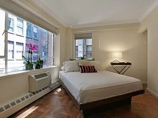 Sold by Corcoran | media 14