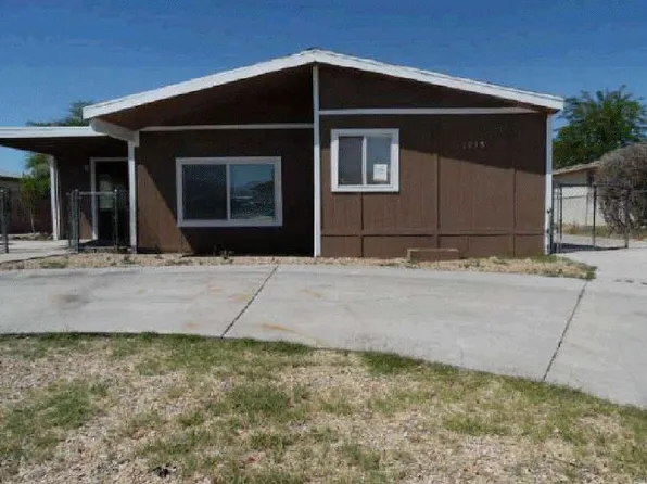 1735 River Gardens Dr, Bullhead City, AZ 86442