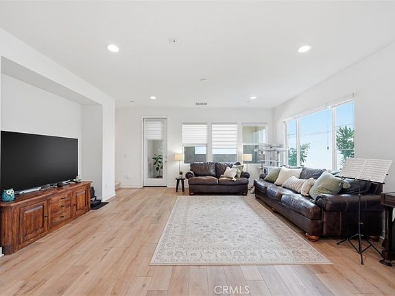 3rd image of 14125 Olivia Ct