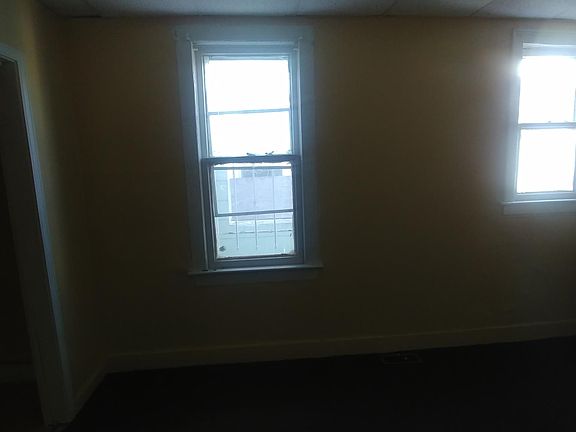 4th image of 79 Brownell St #1