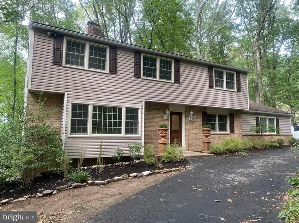 3015 Yorkshire Rd, Doylestown, PA 18902