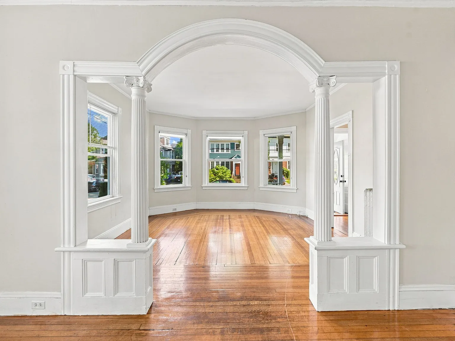2 bed, 1100 sqft, $2,695 — Photo 4