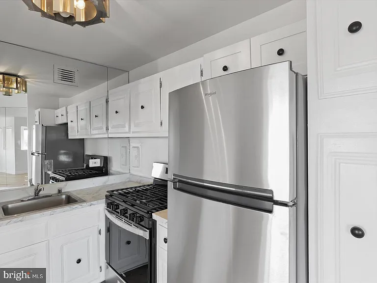 5340 Holmes Run Pkwy #1016 — Photo 14