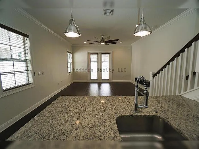 4250 W Carmen St — Photo 6