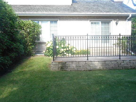 2nd image of 1110 Pine Oaks Cir #20