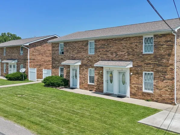 205 2nd St E #6, South Pt, OH 45680