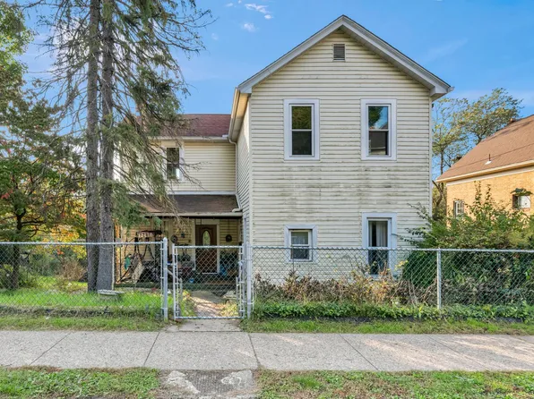 97 Fountain St, Crafton, PA 15205