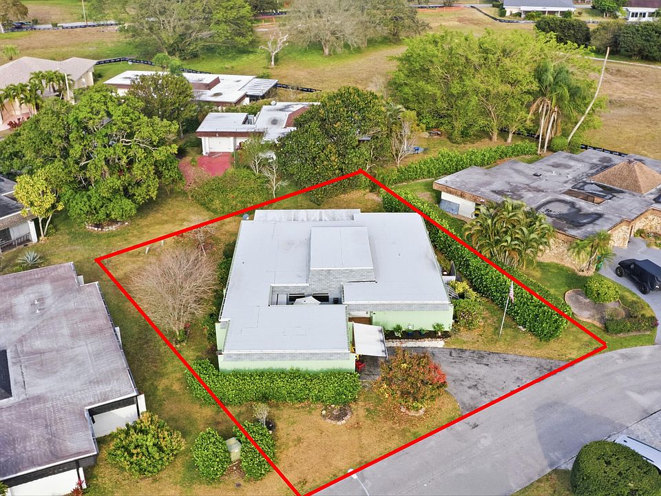 1st image of 4610 King Palm Drive