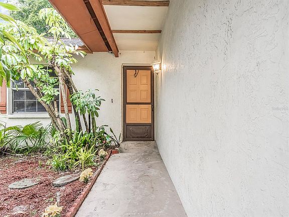 5th image of 13812 Capitol Dr