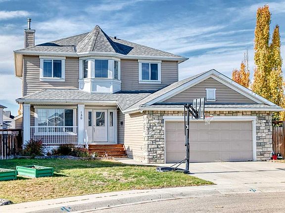 3rd image of 139 E Lavender Way