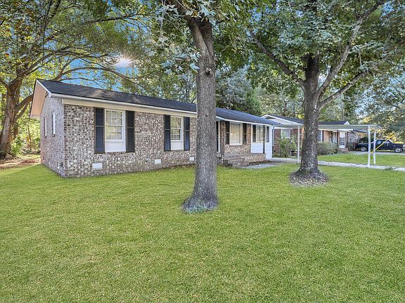 2nd image of 2629 Lilac Ave