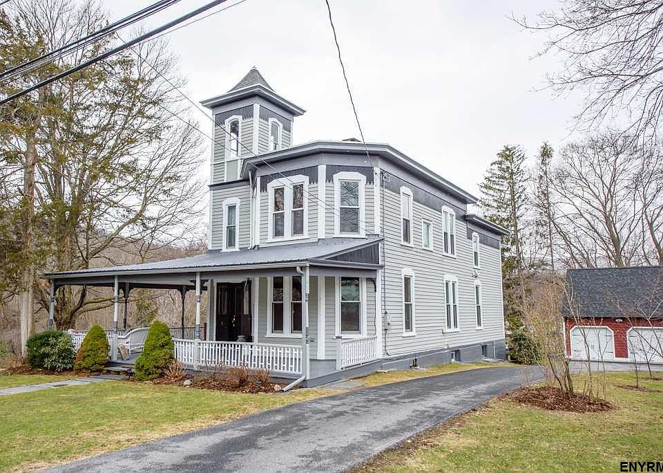 1st image of 7 Slingerlands Ave