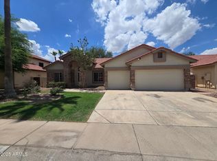 11233 W Olive Dr, Avondale, AZ 85392