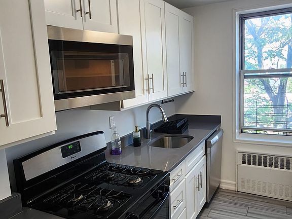 3rd image of 150-15 79th Ave APT 3M