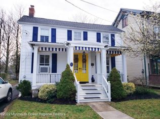 11 Washington St, Red Bank, NJ 07701