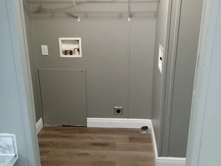 4301 Sherwick Dr — Photo 13