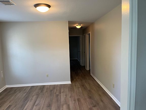 5th image of 2415 Houston Ave