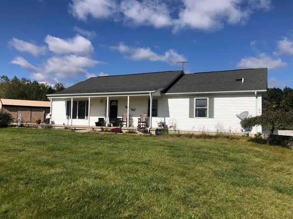 271 E River Rd, Kawkawlin, MI 48631