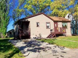 342 21st St N, Fargo, ND 58102