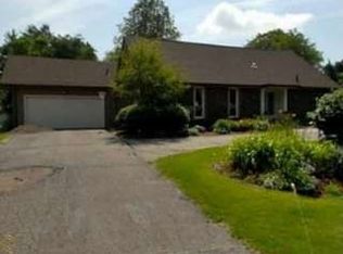 2629 Saint Joseph St, West Bloomfield, MI 48324