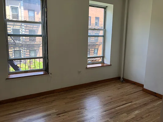 Rented by J M Weber Real Estate Inc | media 33