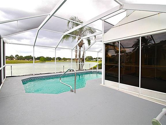5th image of 1401 Panama Pl