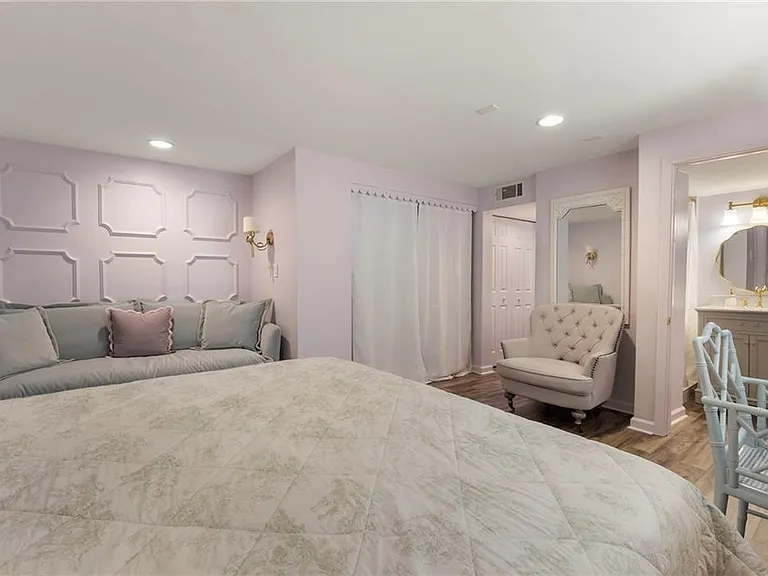 4770 Chatworth Ct — Photo 55