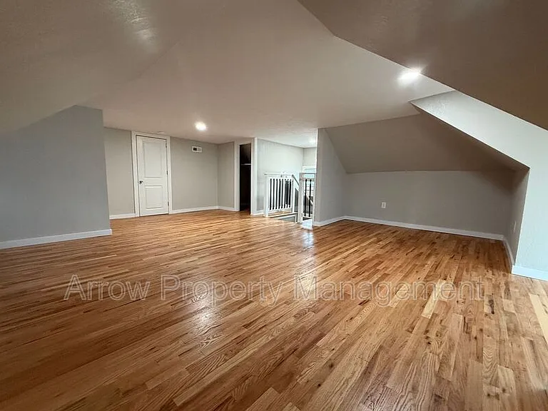 130 N 27th St #2 — Photo 2